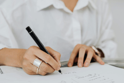 認知行動療法のコラム法とは？気持ちを整理する基本的な書き方